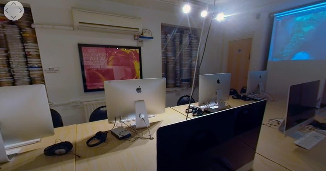 Inside a working place - Video immersivi per l’orientamento al lavoro