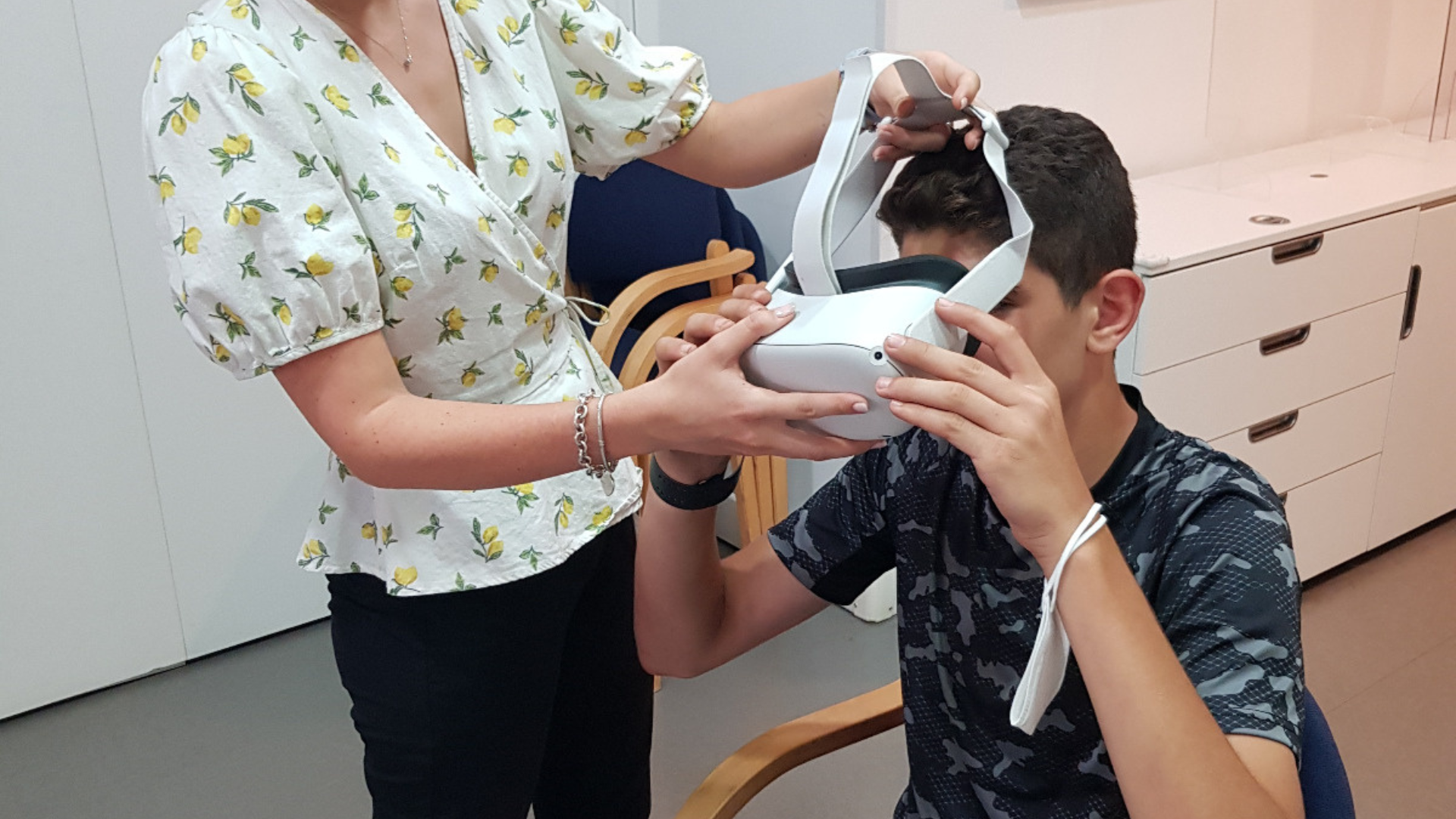 VR&BIOSENSORS per il trattamento della balbuzie | VR&BIOSENSORS for stuttering treatment